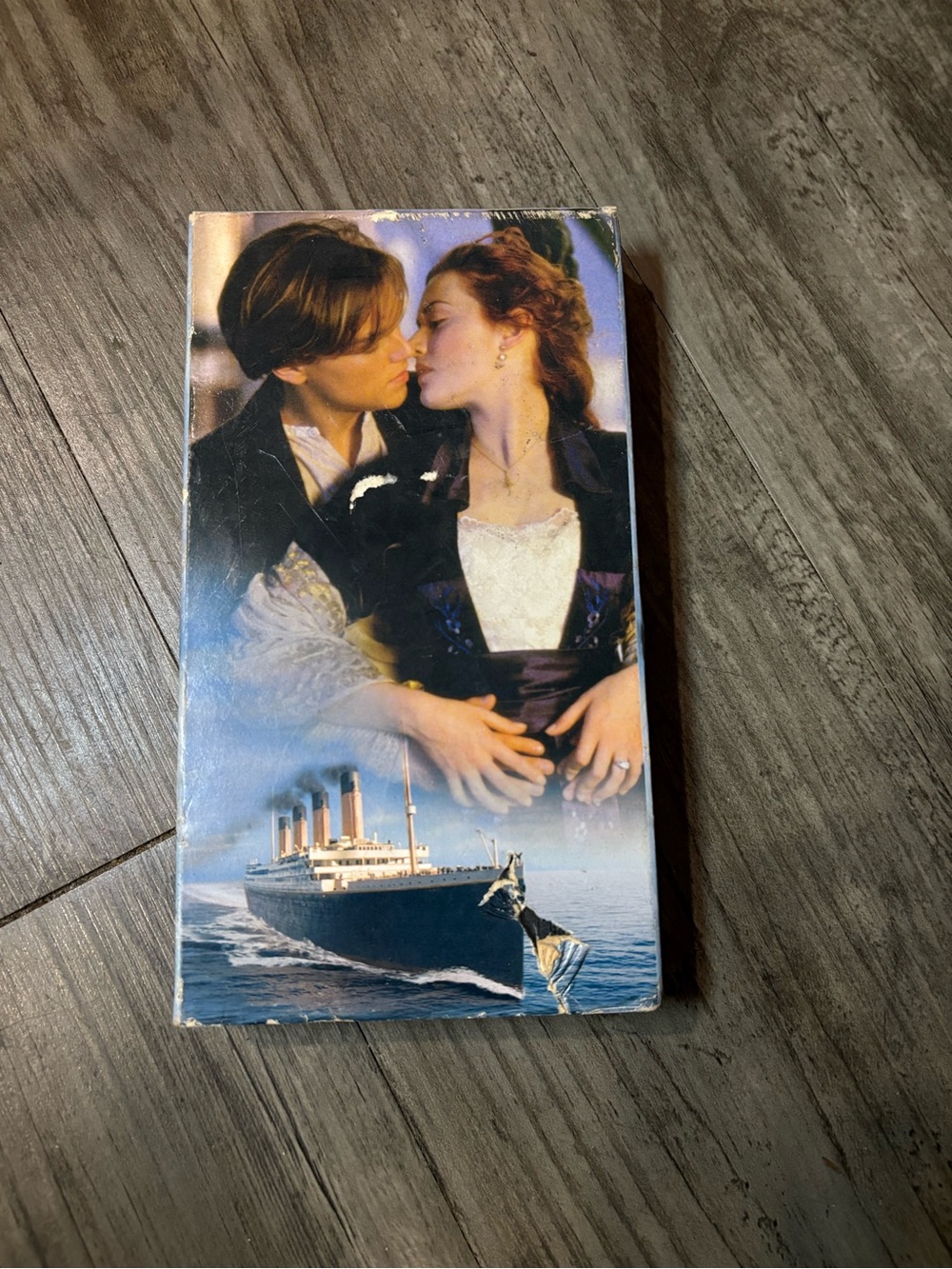 Titanic VHS Movie Tape - Blue / Purple Cover